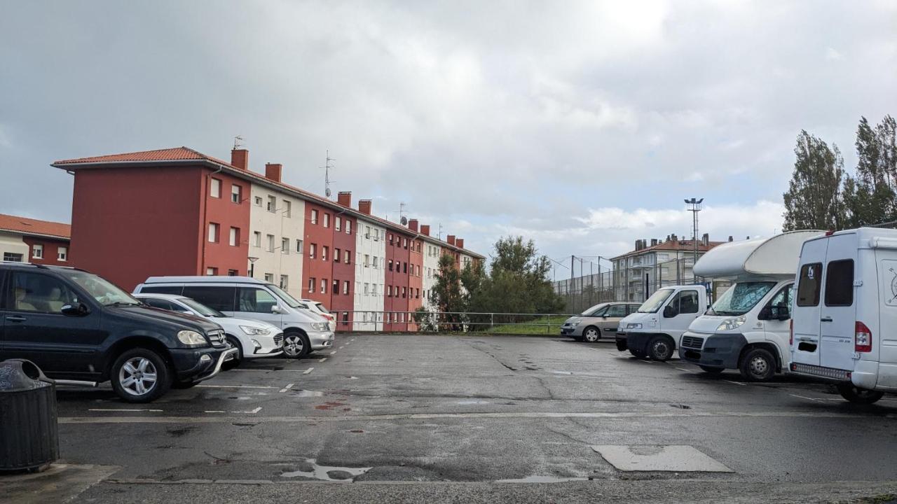 Tonpoigane Apartment
